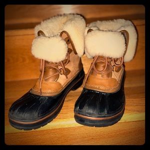 CROCS Women’s AllCast II Luxe Boot